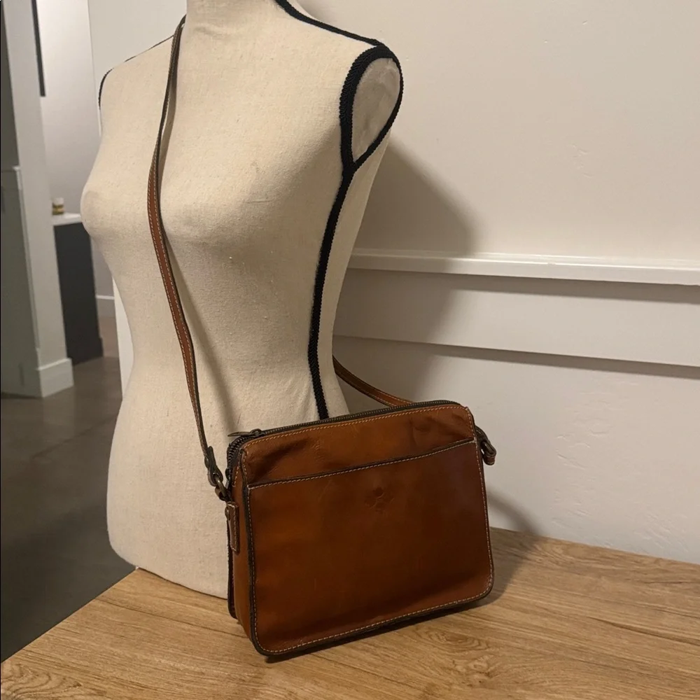 Patricia Nash Brown Tooled Leather Crossbody Bag - Picture 14 of 16